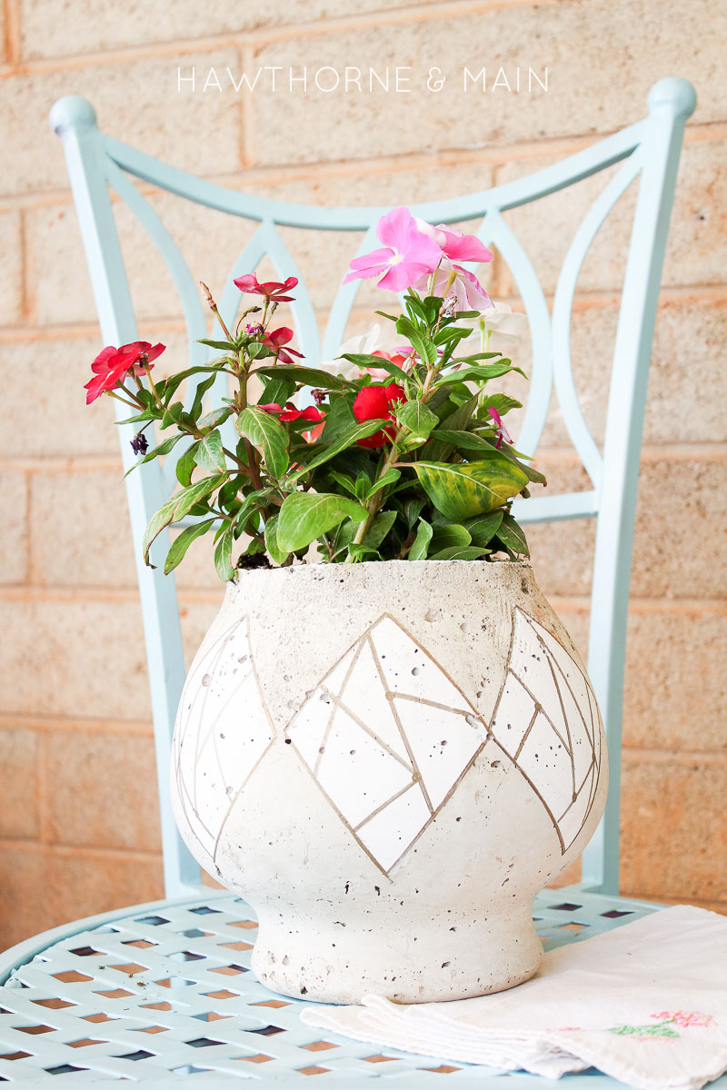 Cement has been pretty popular lately.  I decided to try my hand at making a cement flower pot.  It turned out pretty cool.  Come get all the details on how you came make one too! 