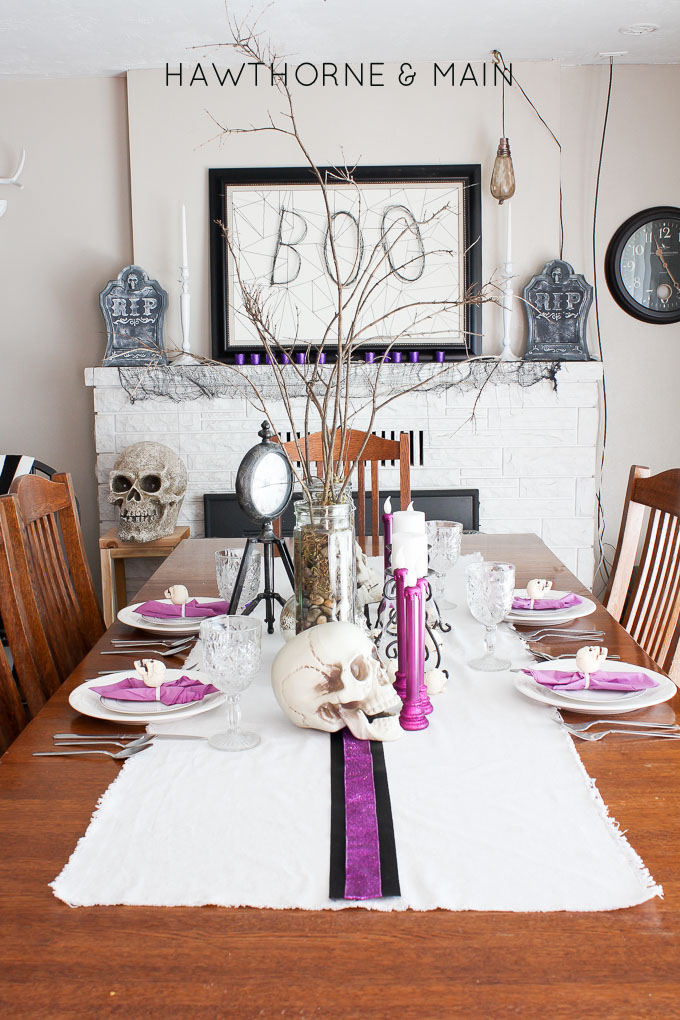 Come take a peek at my purple glam Halloween dinning room and mantel tour. I decided to go all out and use purple, black and white.  It turned to so fun! 