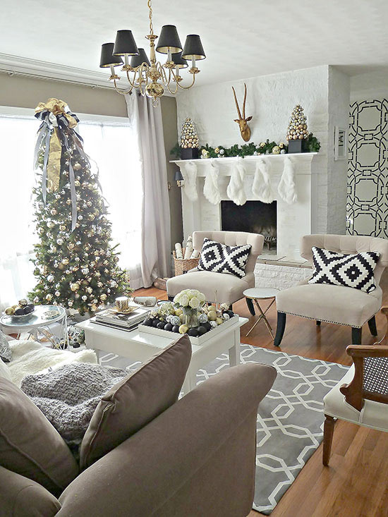 Looking for Christmas decor ideas this holiday season? Check out this great list of 7 amazing Christmas decor ideas.  They are sure to get the ideas flowing! 