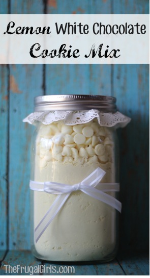 These mason jar gift ideas are awesome.  I really need to make some of these for neighbors and friends this year.  They look really easy to put together! 