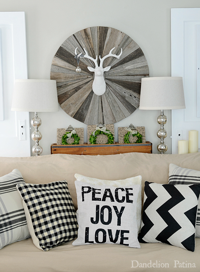 Happy-Holidays-Home-tour-living-room-Dandelion-Patina-blog