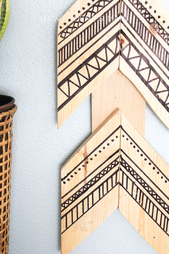 This DIY Tribal Arrow Wall Art looks super easy to make. I love that is uses supplies that I already have on hand. Definitely adding this to DIY list.