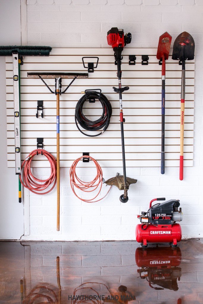 garage-tools-on-wall-orgazation