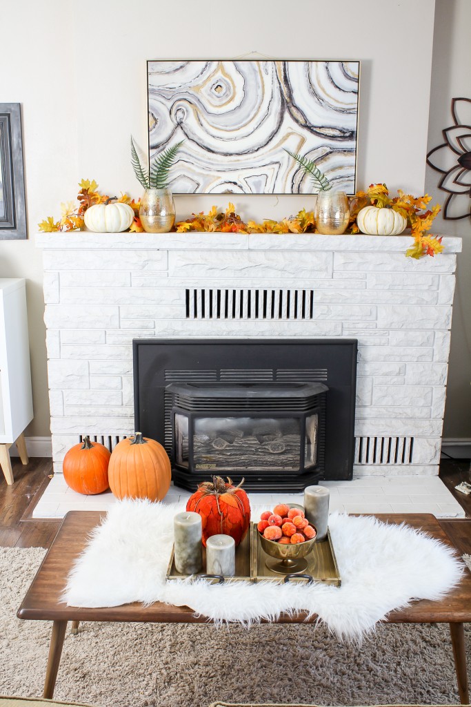 fall-centerpiece-on-a-coffee-table